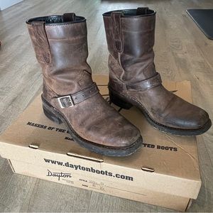 Dayton Pull Up Boots